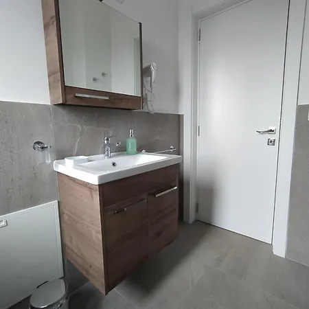 Διαμέρισμα Valamar B039 *